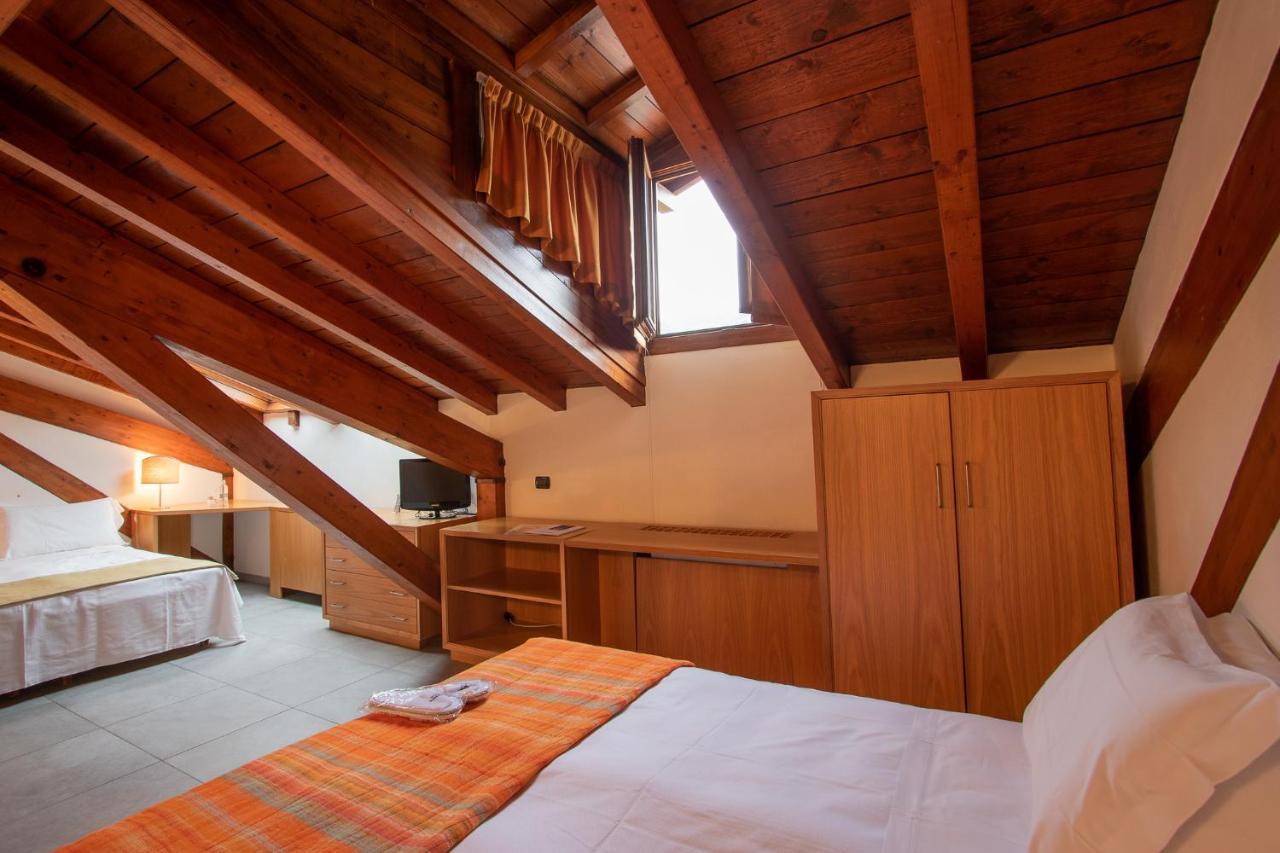 Chambre Double ou Lits Jumeaux Économique