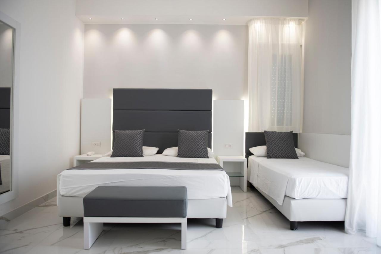 Quadruple Room with Sea View