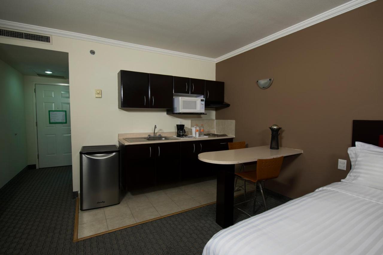 Junior Suite with Two Queen Beds, Kitchenette, Non-Smoking