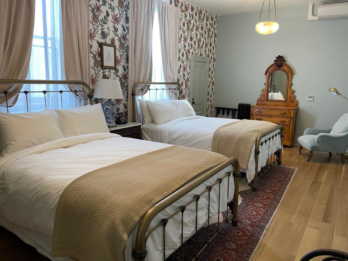 Deluxe Queen Room Two Queen Beds