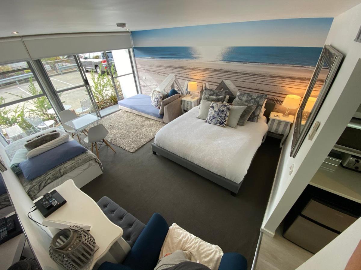 Studio - Hamptons