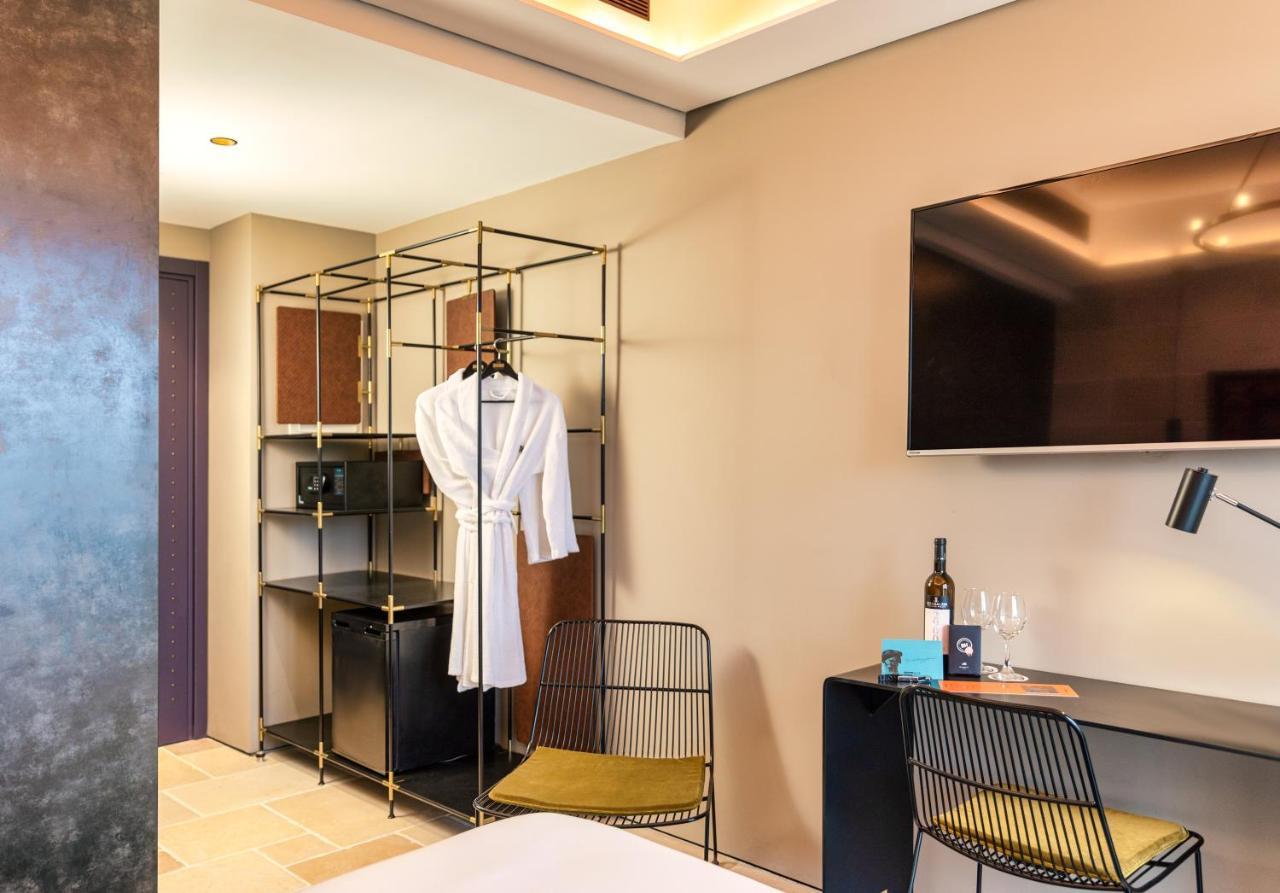 Solo Room
