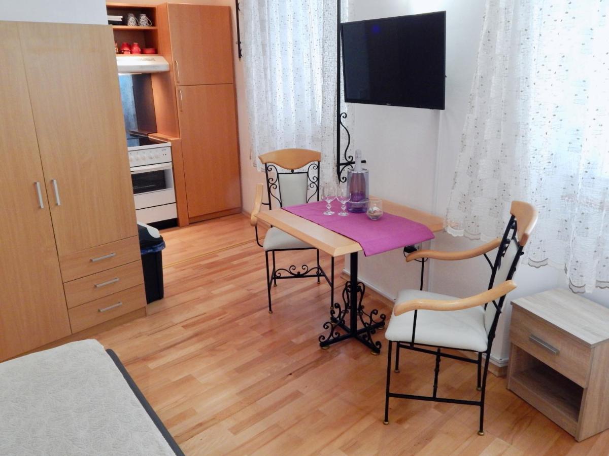 Apartment,1116431904:JPEG