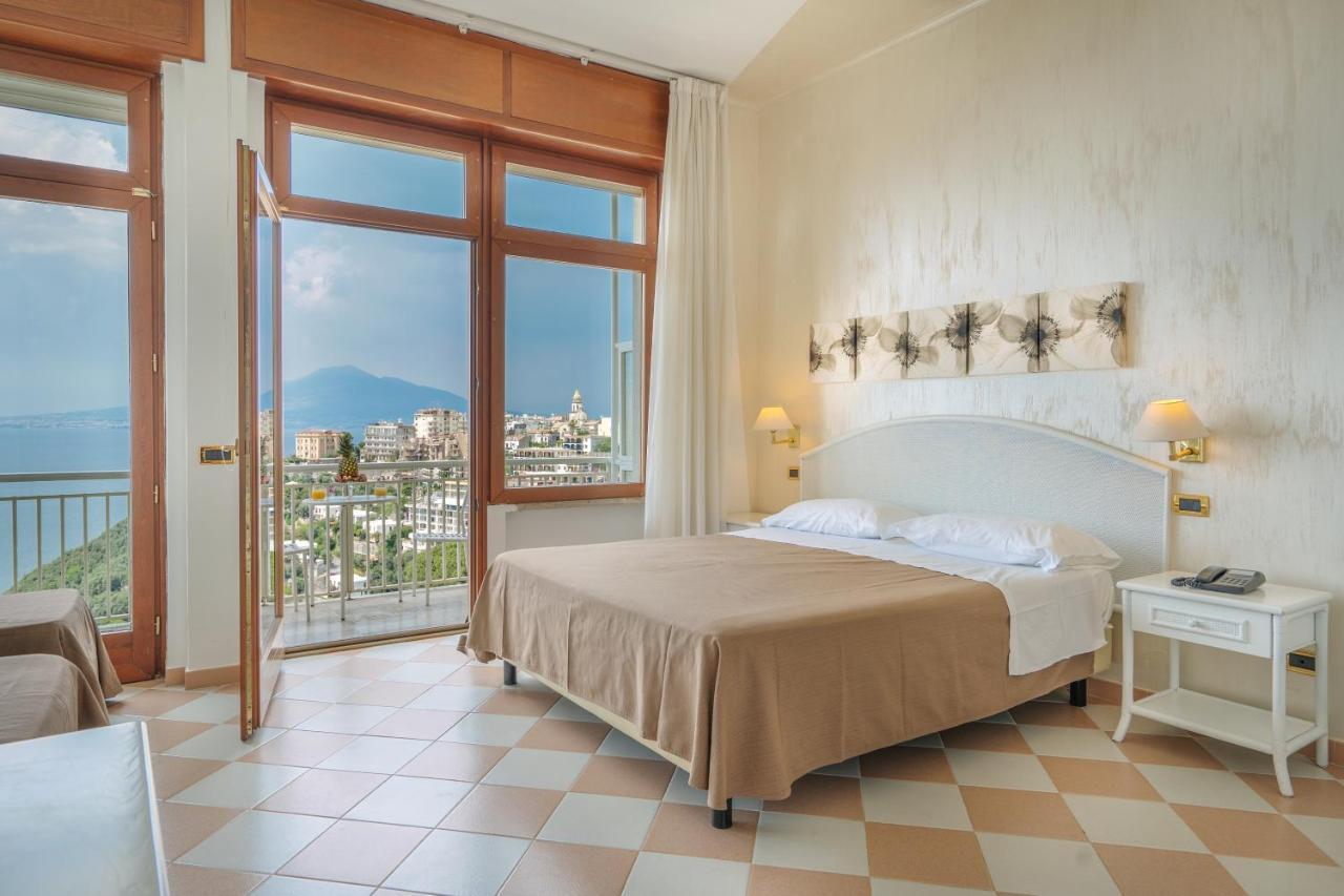 Superior Quadruple Room with Terrace