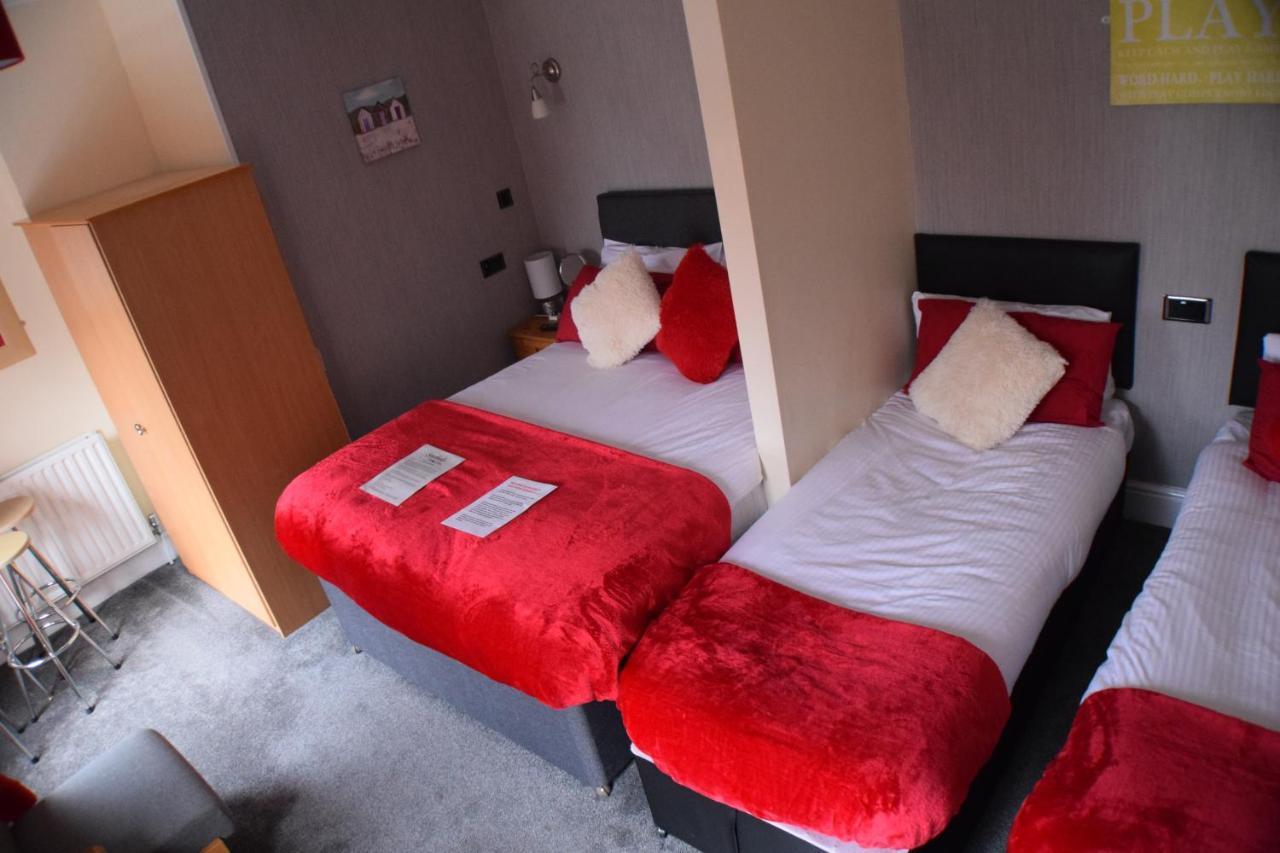 Deluxe Family Room