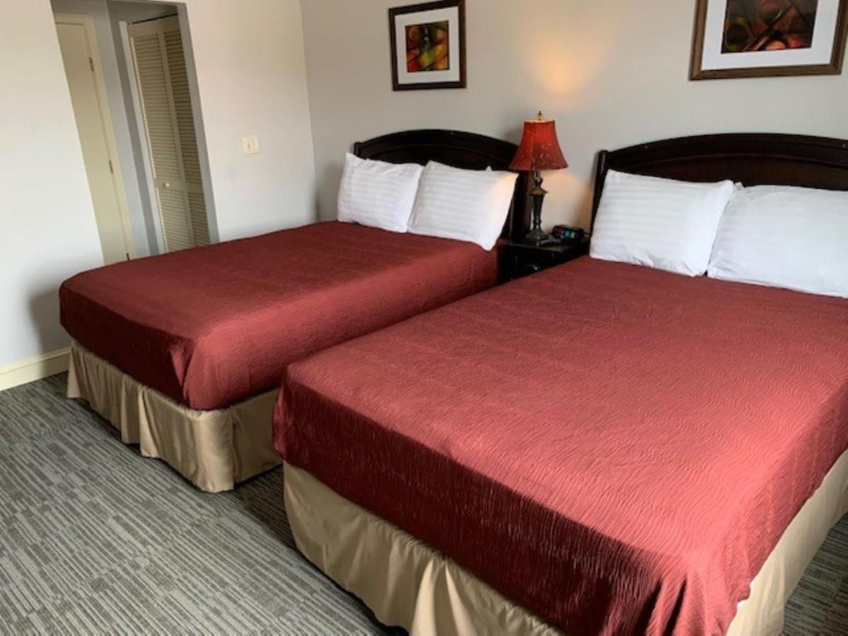 Standard Double Suite