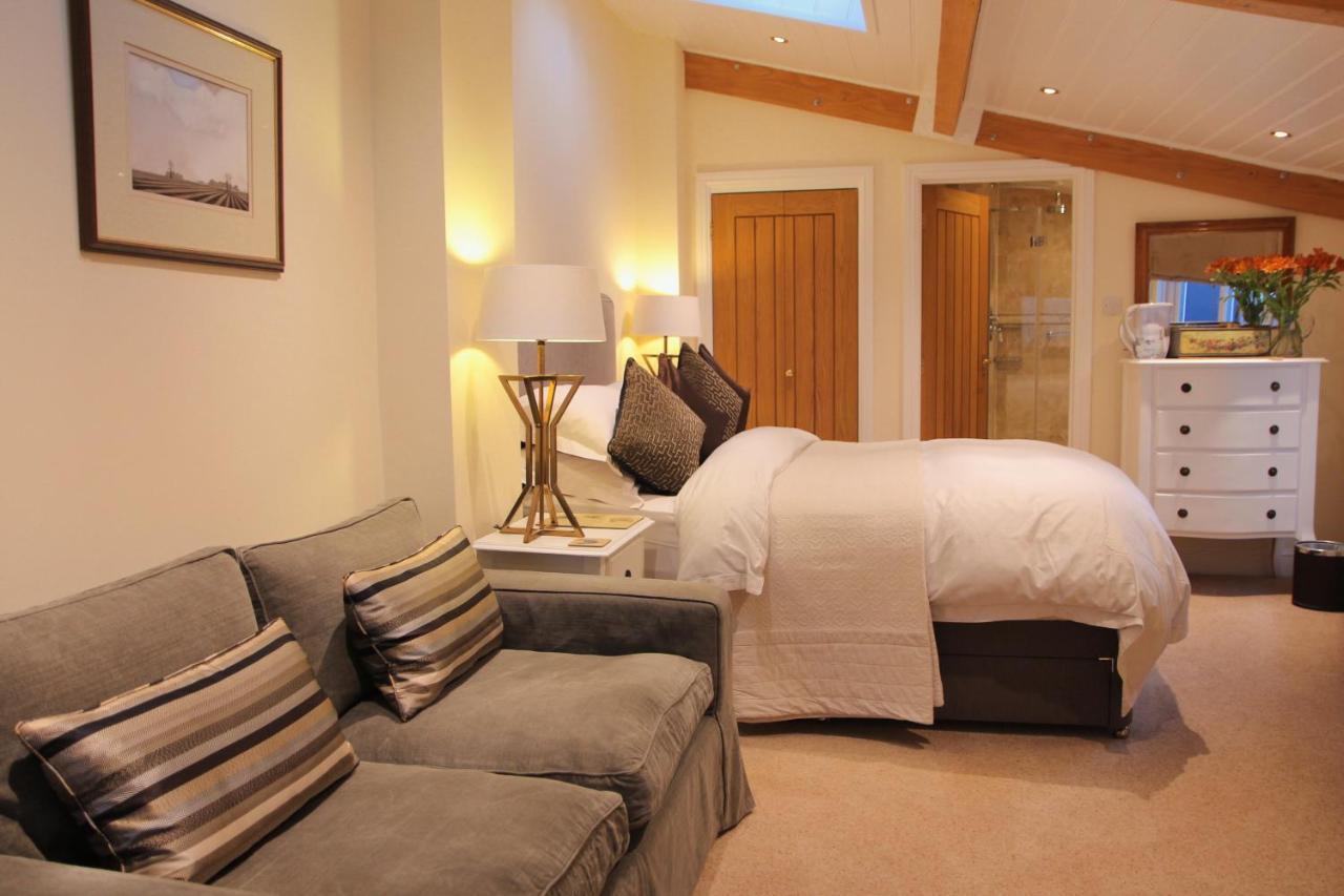 Deluxe Double Room with Bath