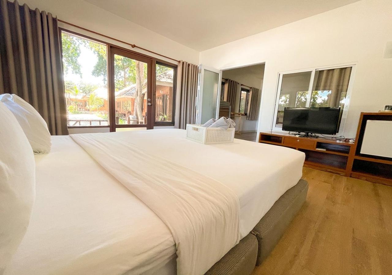 Superior Double or Twin Room,1122043833:JPEG