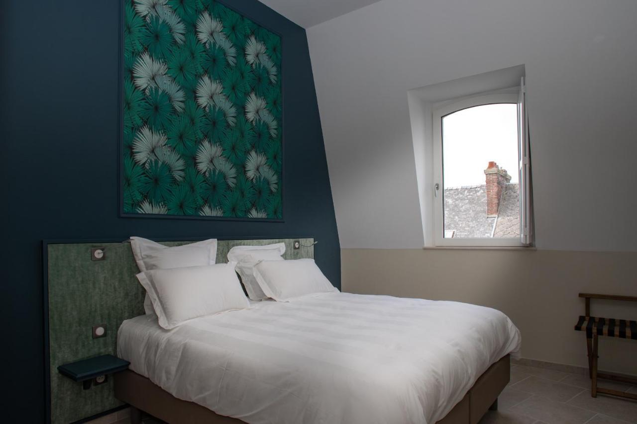 Suite Flowers,1119223404:JPEG