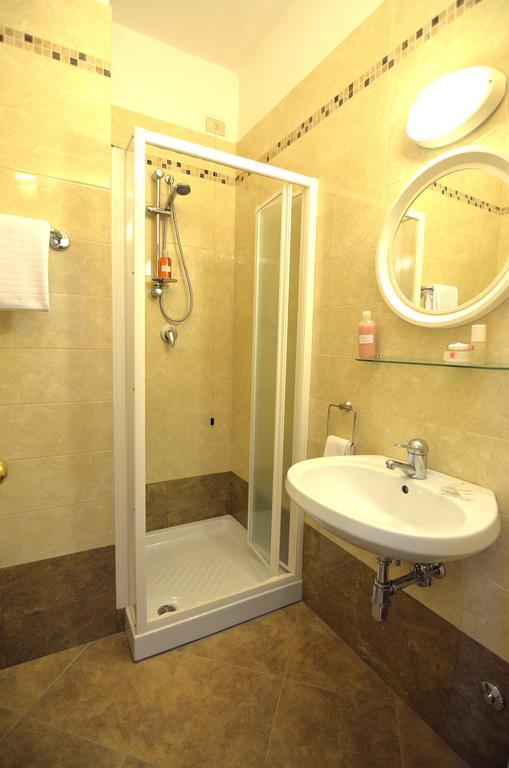 Comfort Single Room