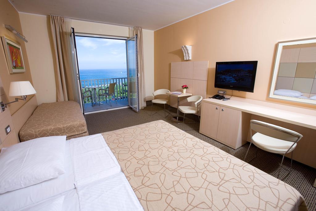 Comfort Zweibettzimmer mit Balkon