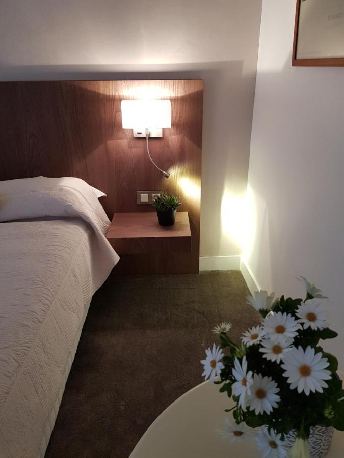 Patio room with courtyard view,1120520517:JPEG