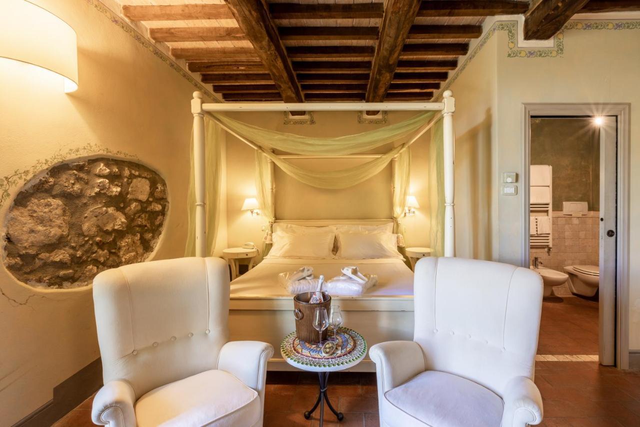 Romantic Double Room