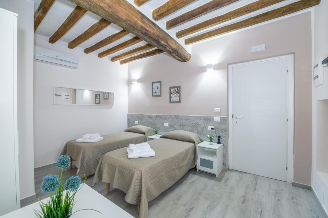 Double or Twin Room with Private Bathroom