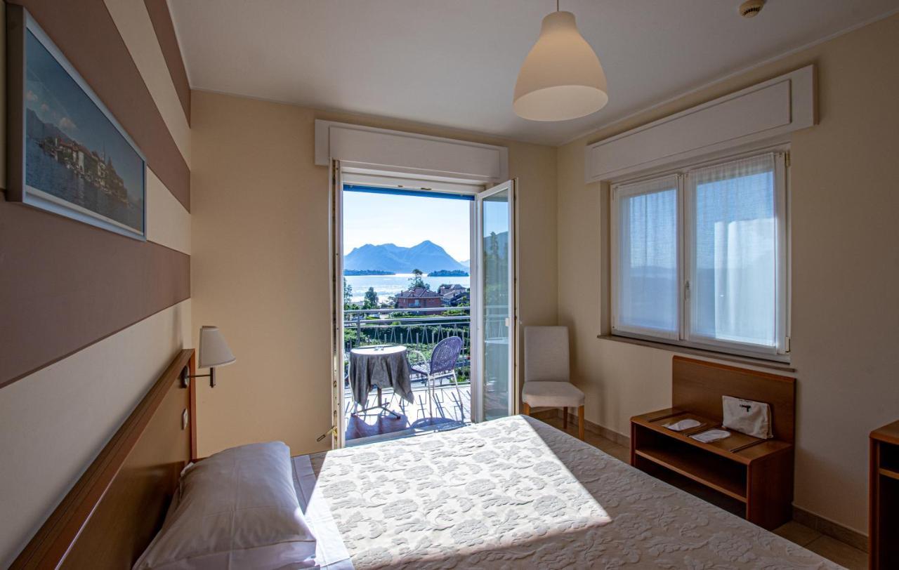 Doppel-/Zweibettzimmer mit Seeblick