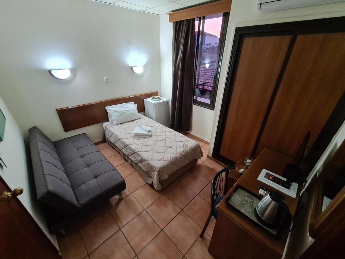 Budget Single Room
