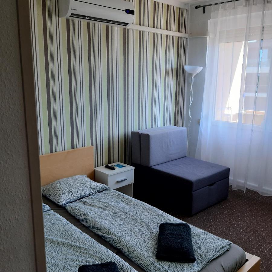 Háromágyas szoba erkéllyel