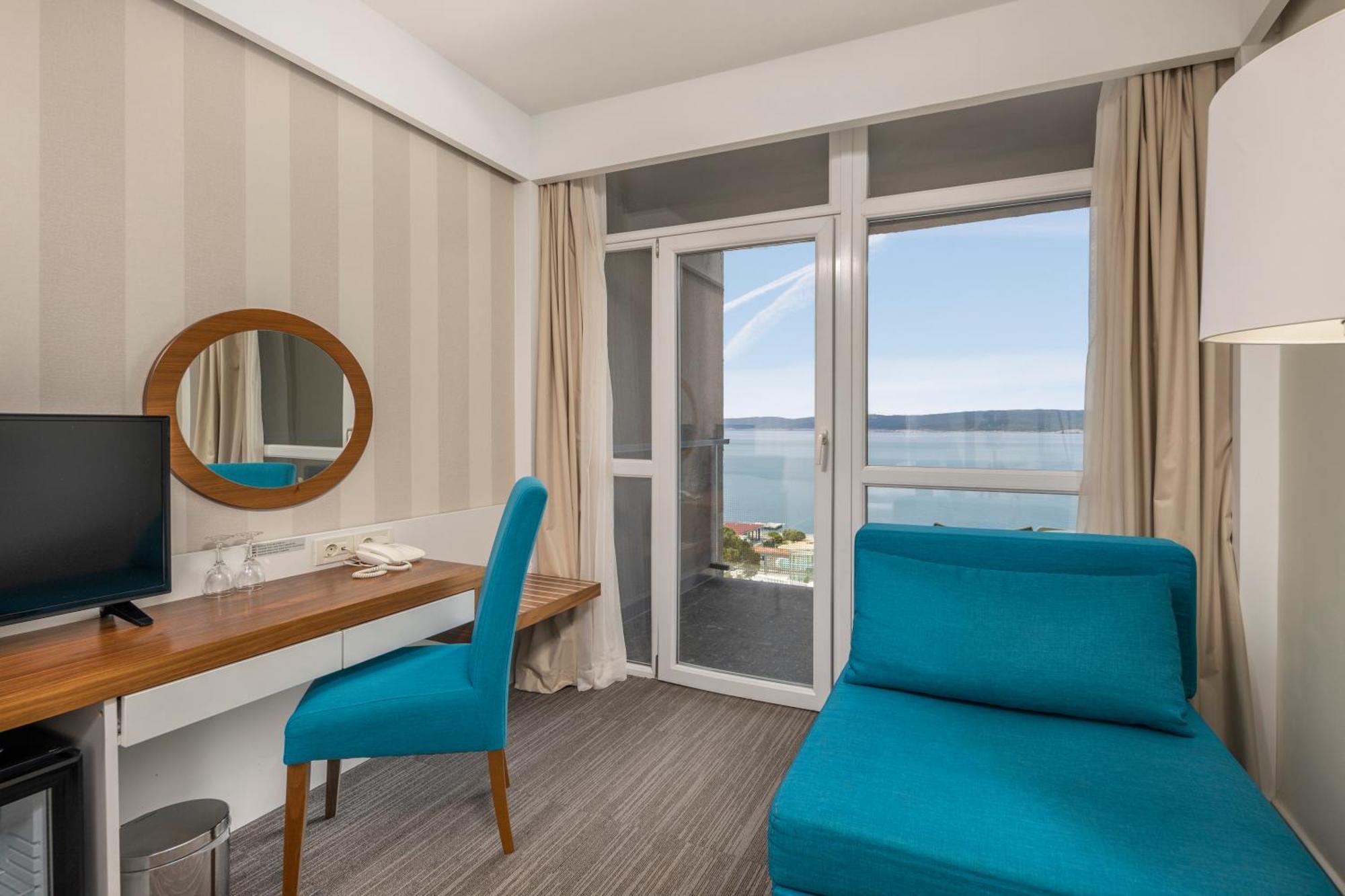 Superior Double or Twin Room with Sea View and Balcony