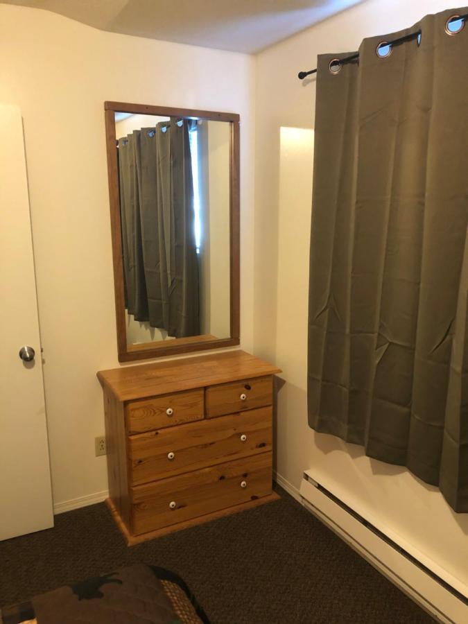 One-Bedroom Suite with Kitchen