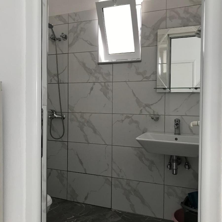 Dört Kişilik Oda - Balkonlu