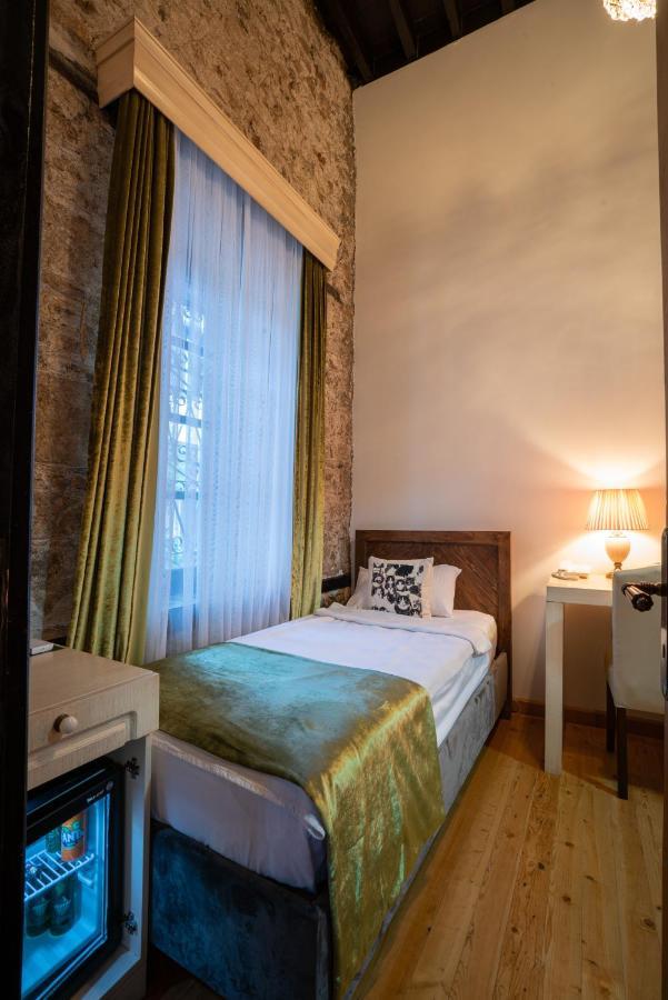 Standard Single Room,1124106600:JPEG