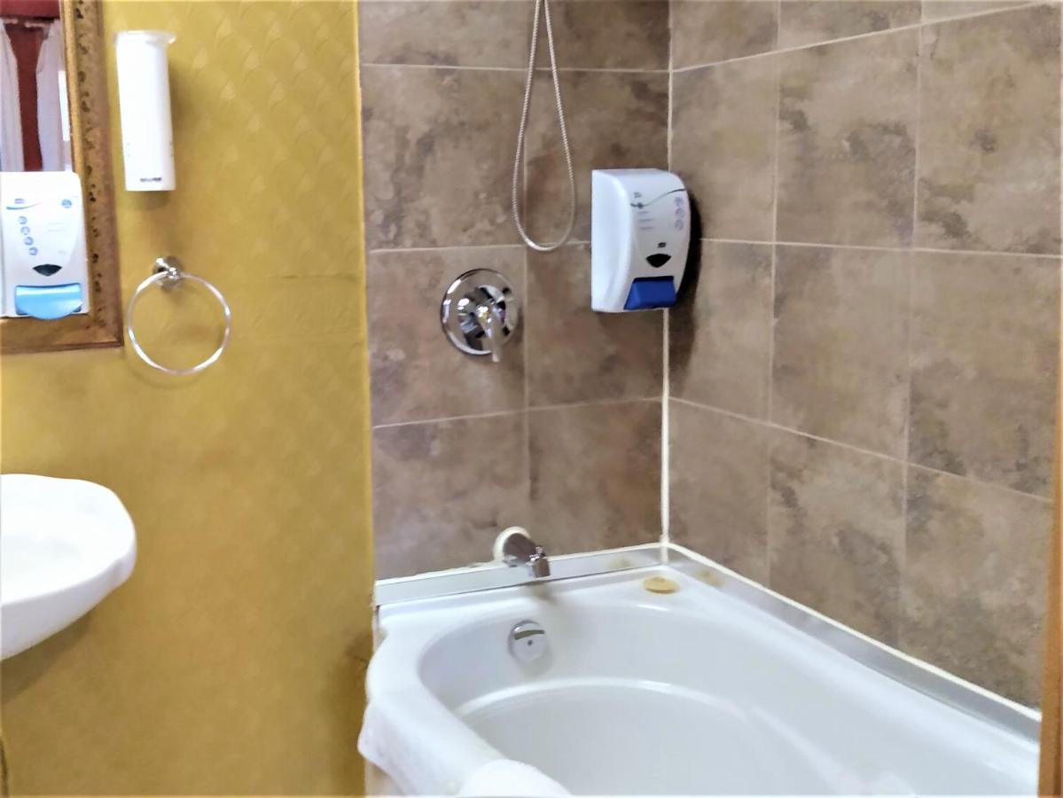 Two-Bedroom Suite,1125967596:JPEG