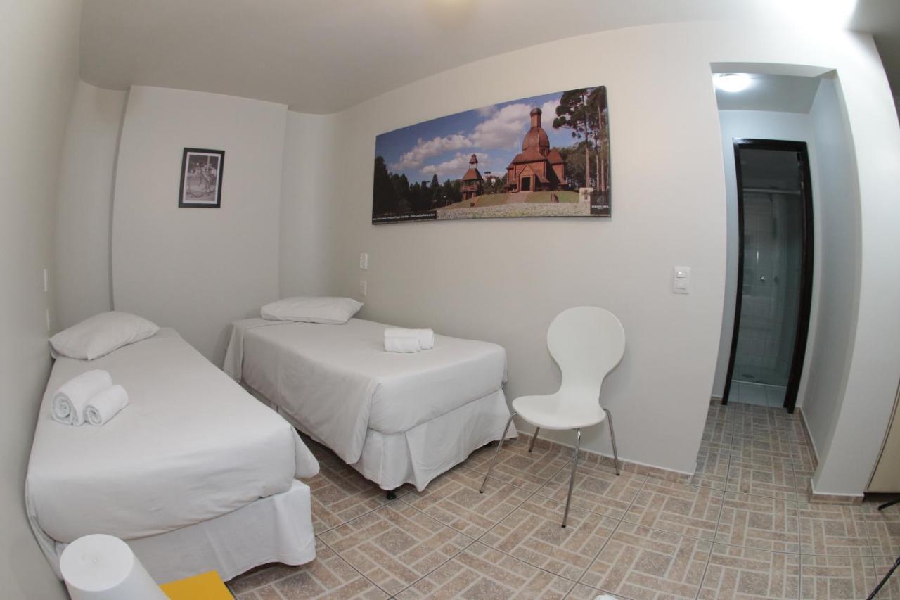 Quarto Triplo Econômico