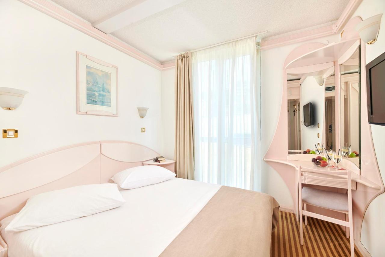 Economy Room With French Bed,1277116243:JPEG