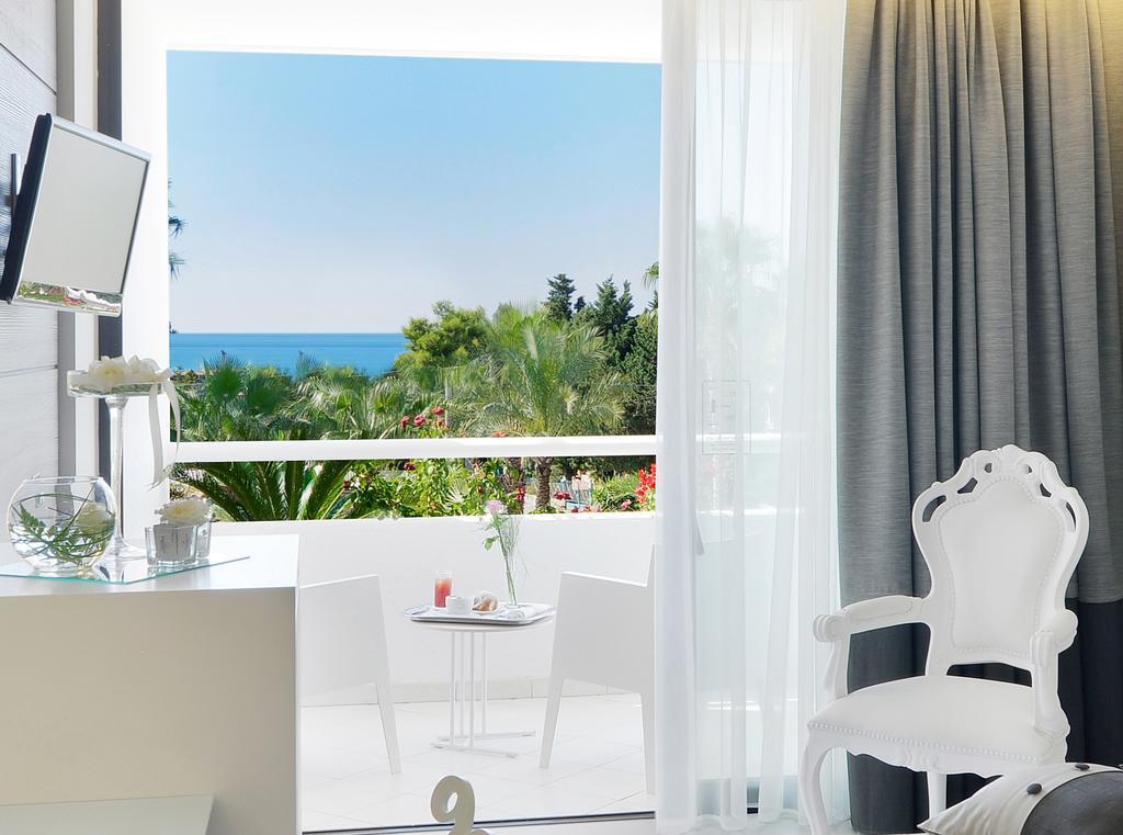 Deluxe Double or Twin Room Terrace Sea View,684890022:JPEG