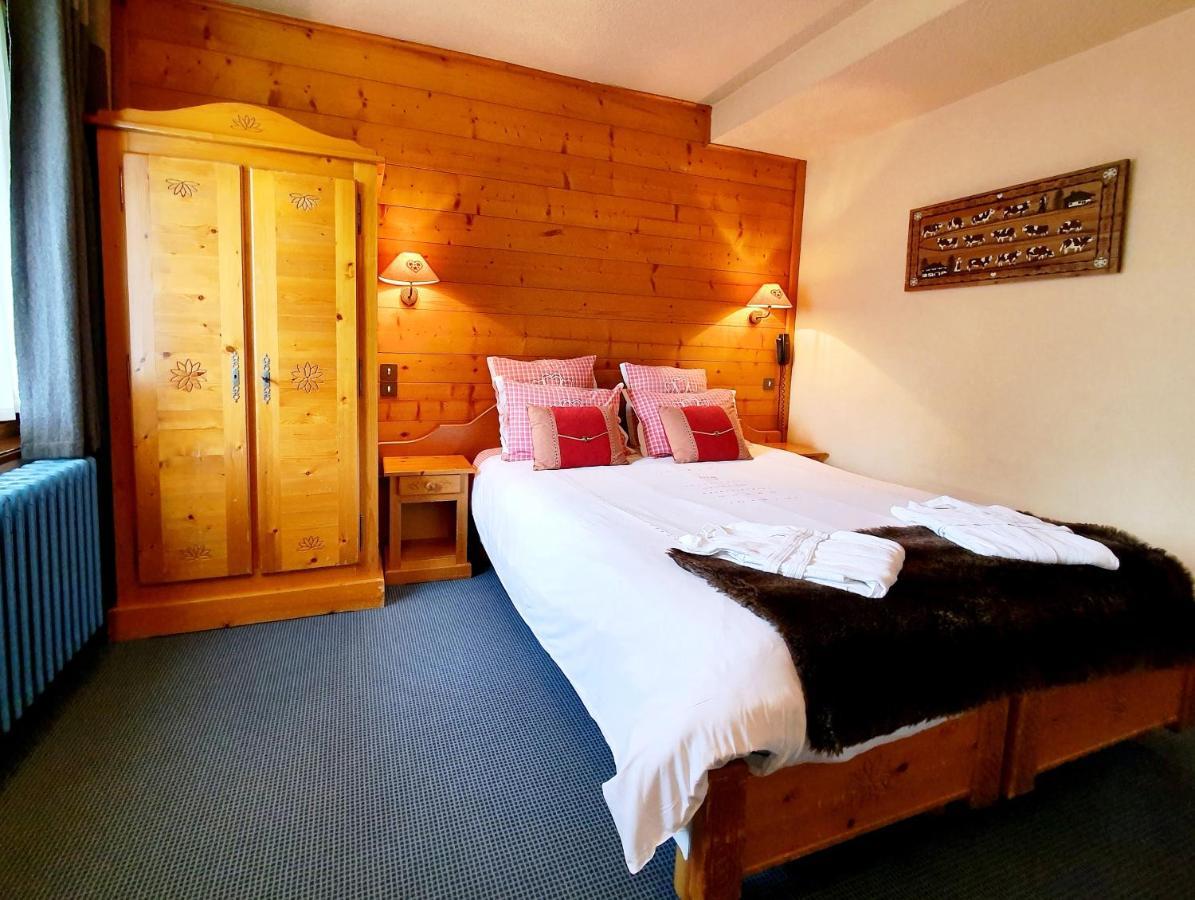 Chambre Quadruple Standard - Vue sur Village