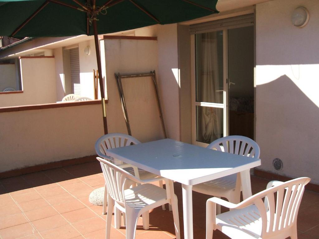 One-Bedroom Apartment (2 Adults + 3 Children)