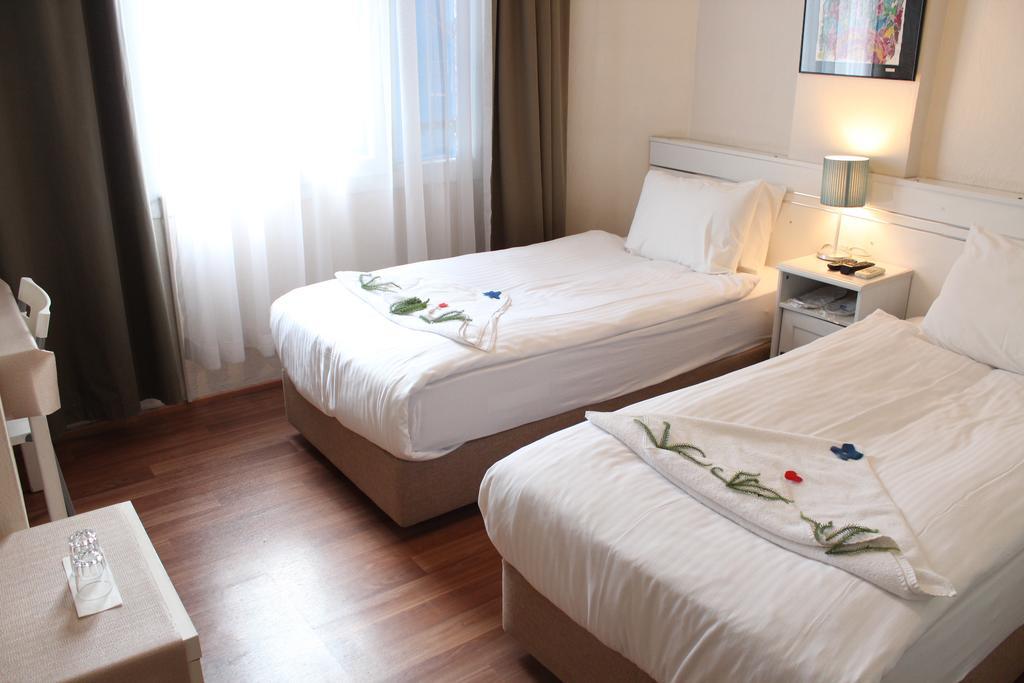 Comfort İki Yataklı Oda