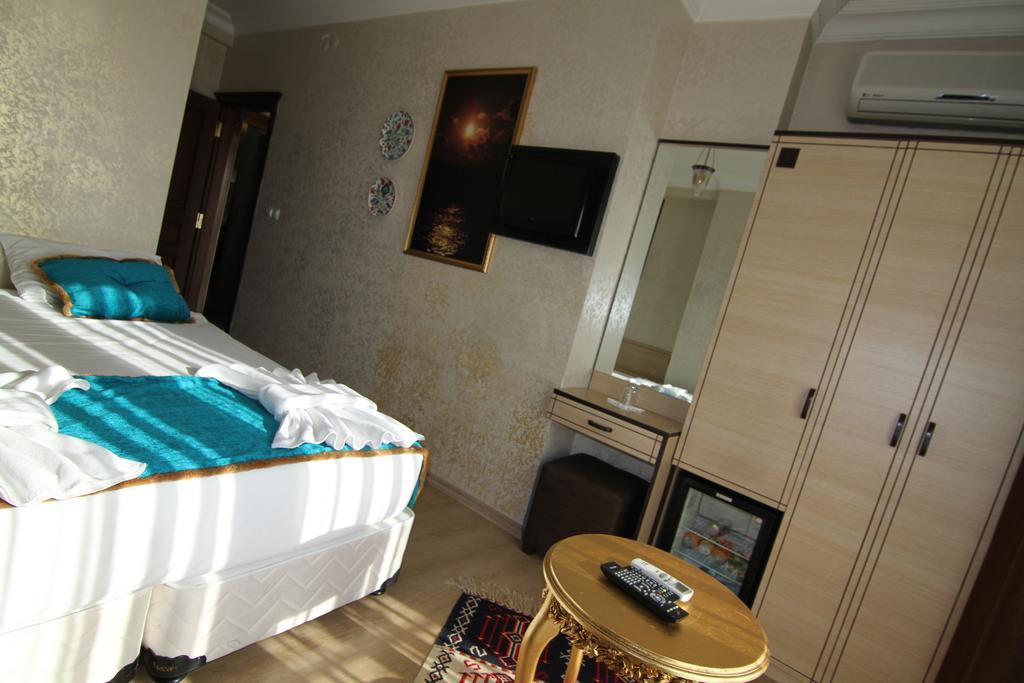 Phòng Deluxe Giường Đôi Với Ban Công và Tầm Nhìn Ra Biển