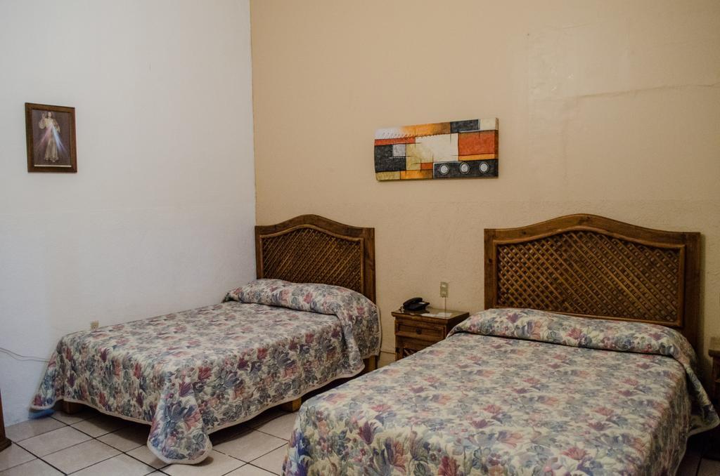 Standard King Room with Extra Space