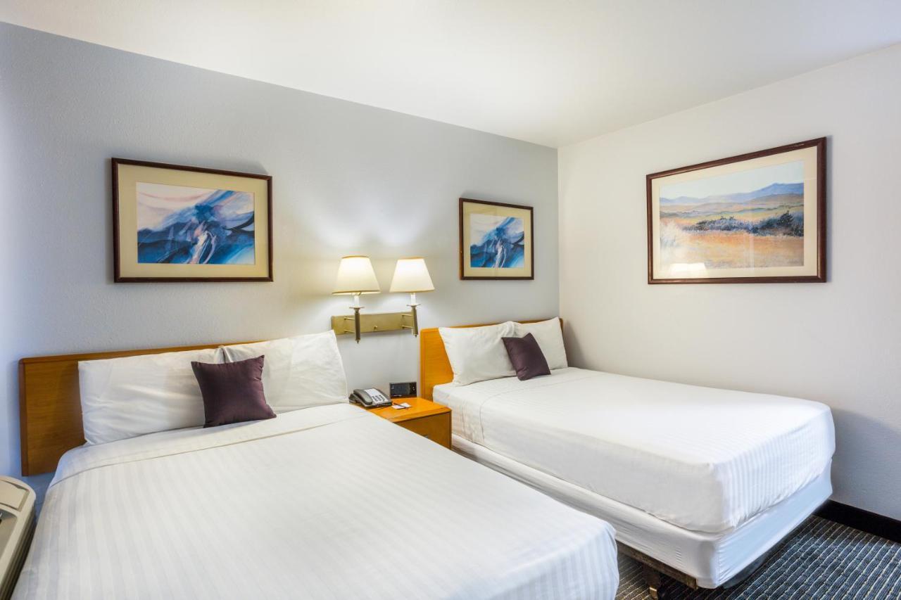 Double Room Two Double Beds Smoking