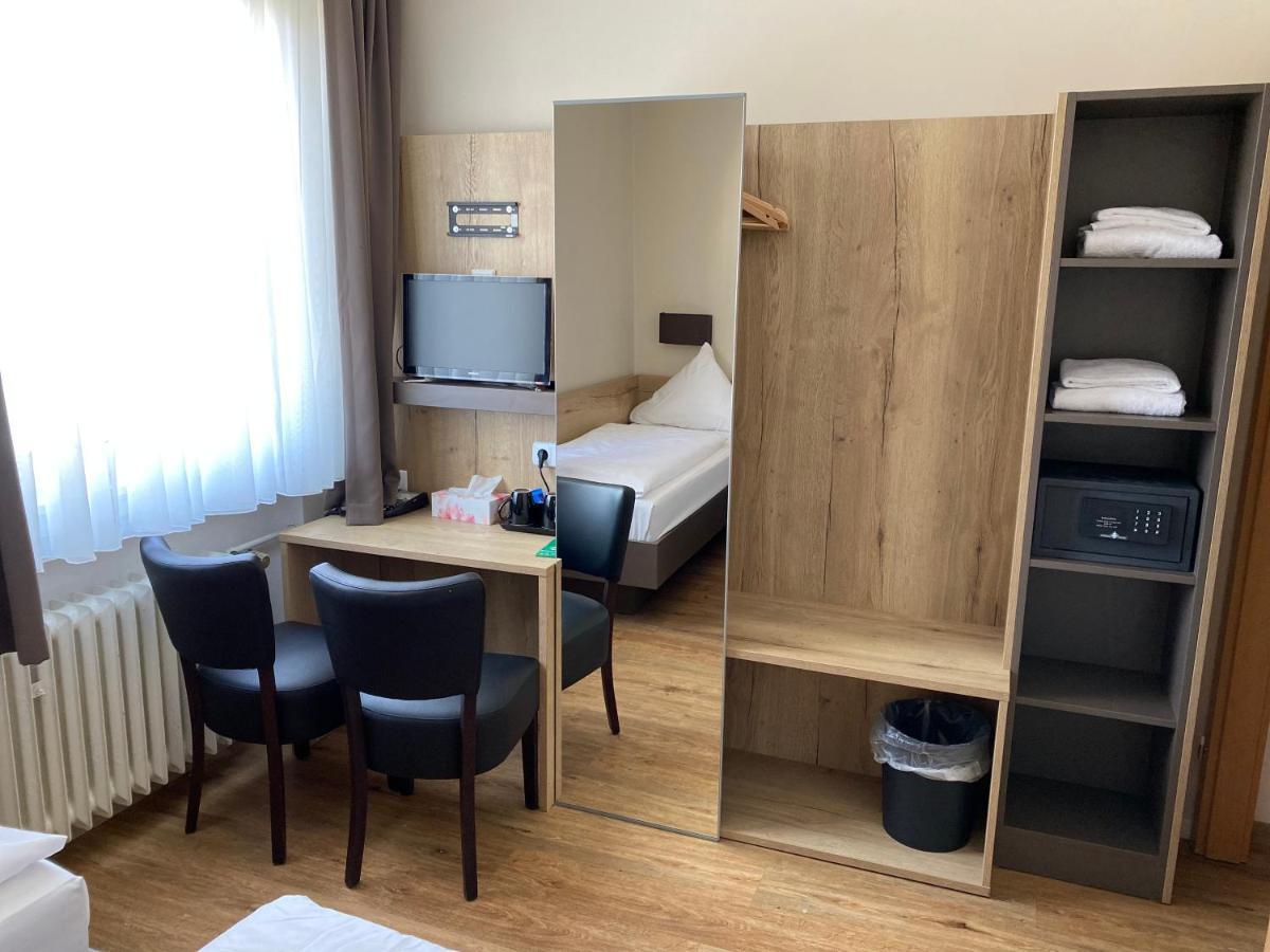 Standard Twin Room,1130624415:JPEG