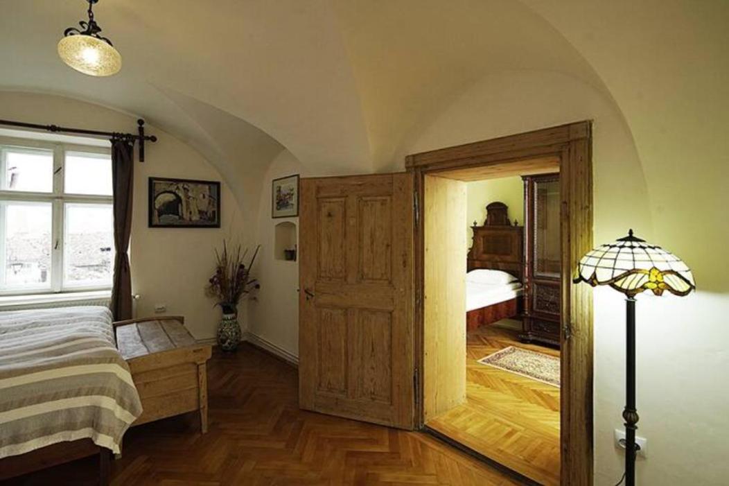 Habitación Familiar con balcón