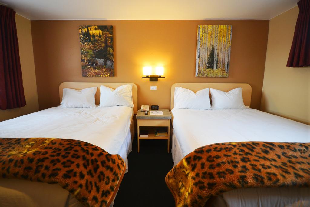 Queen Room with Two Queen Beds