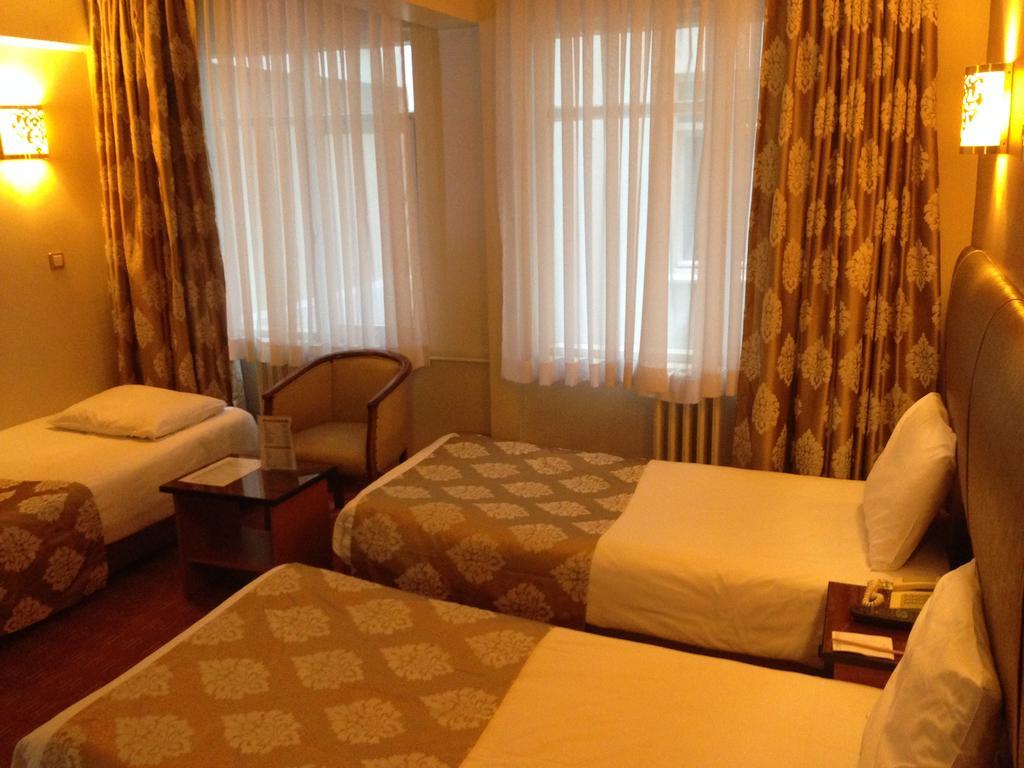 Budget Triple Room