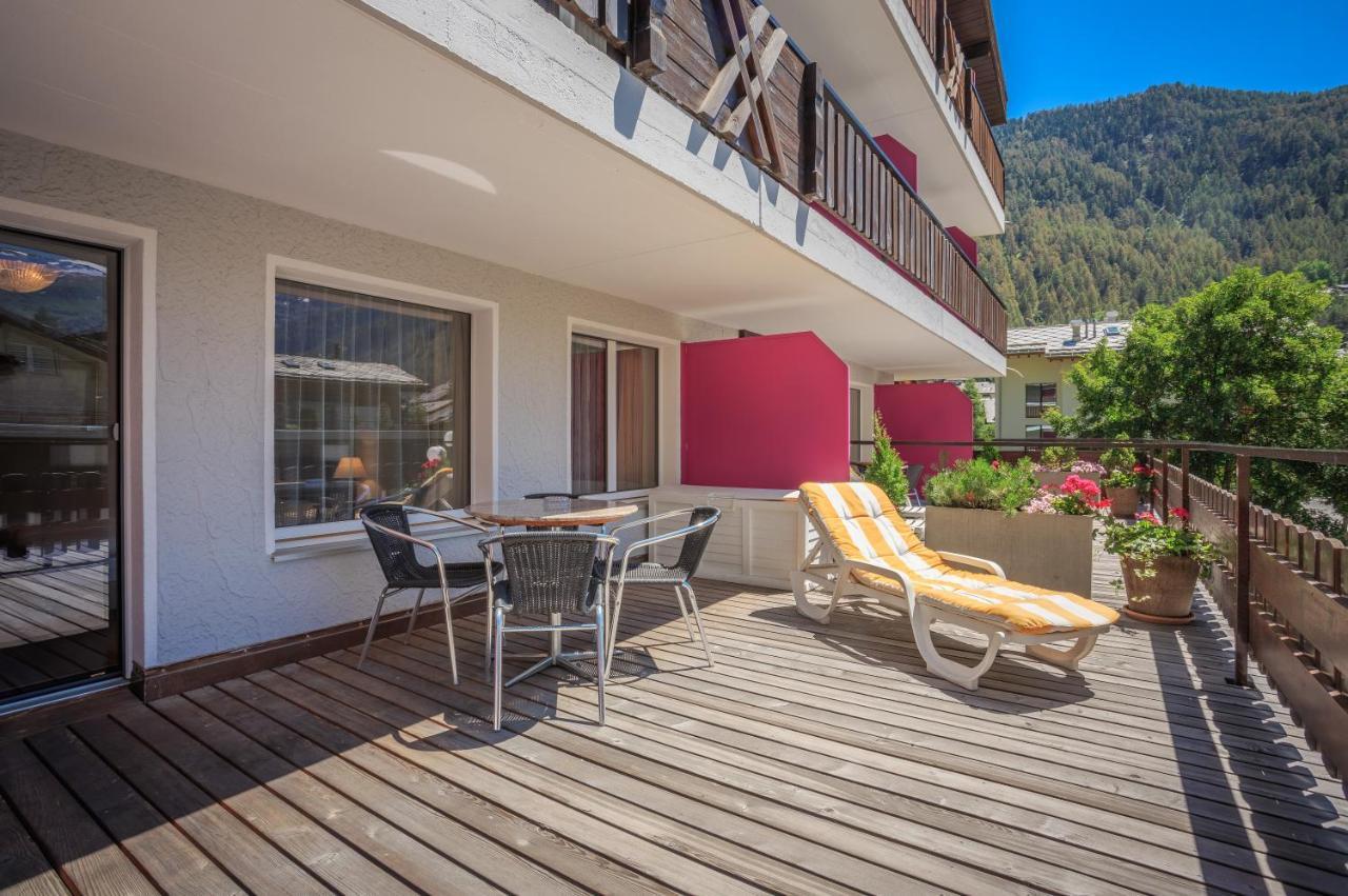 Two-Bedroom Apartment Matterhorn view,1639557769:JPEG