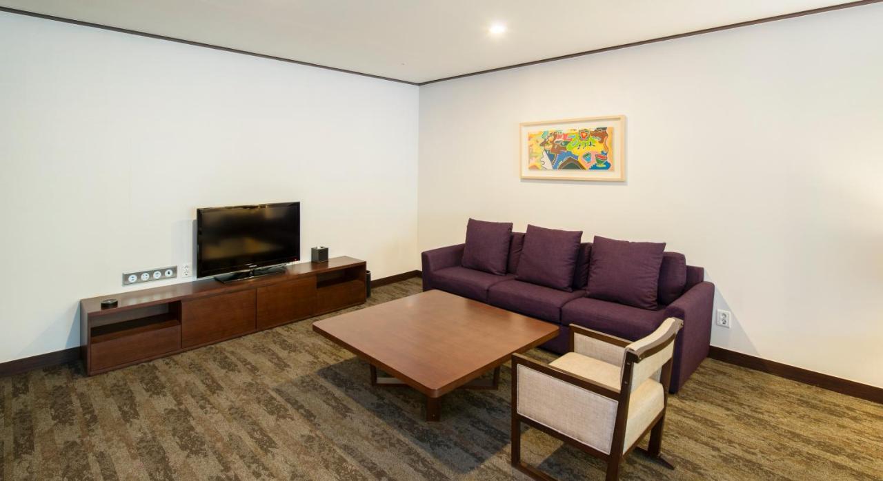 Spa Twin Suite