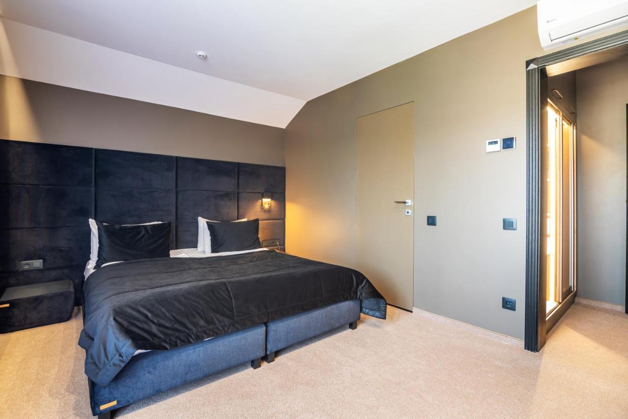 Superior Double Room with Mountain View