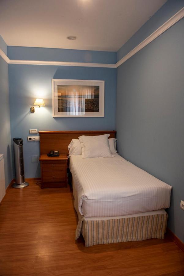 Basic Single Room