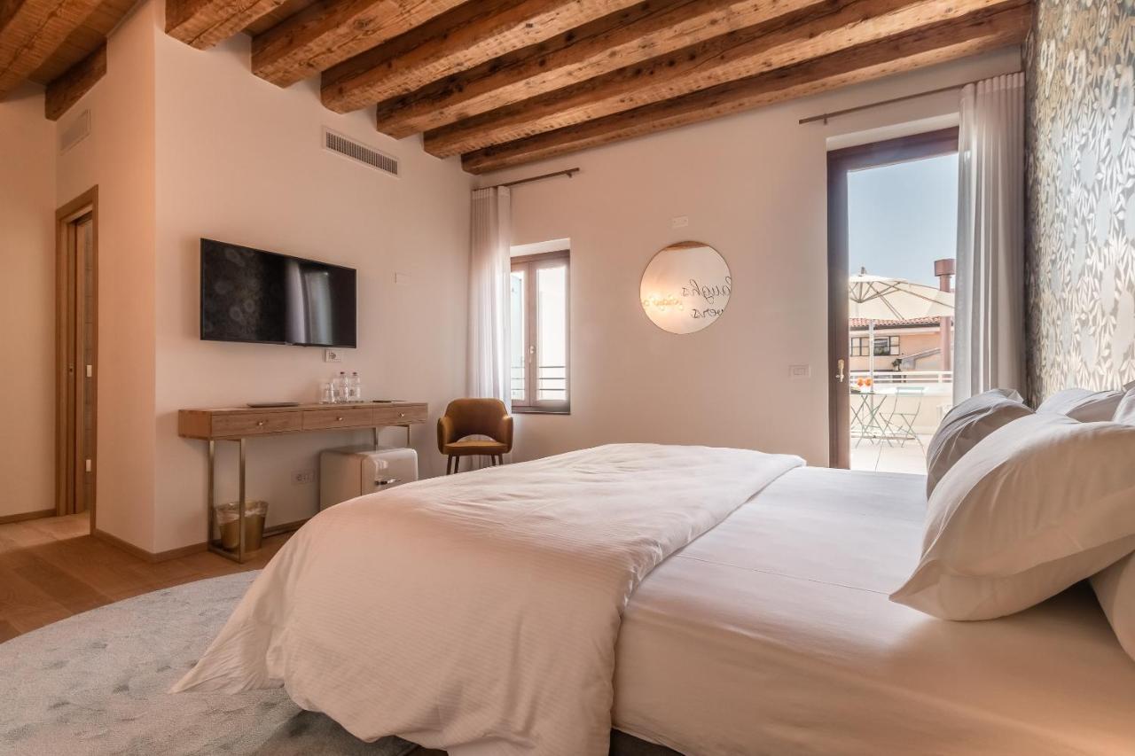 Doppelzimmer mit Balkon
