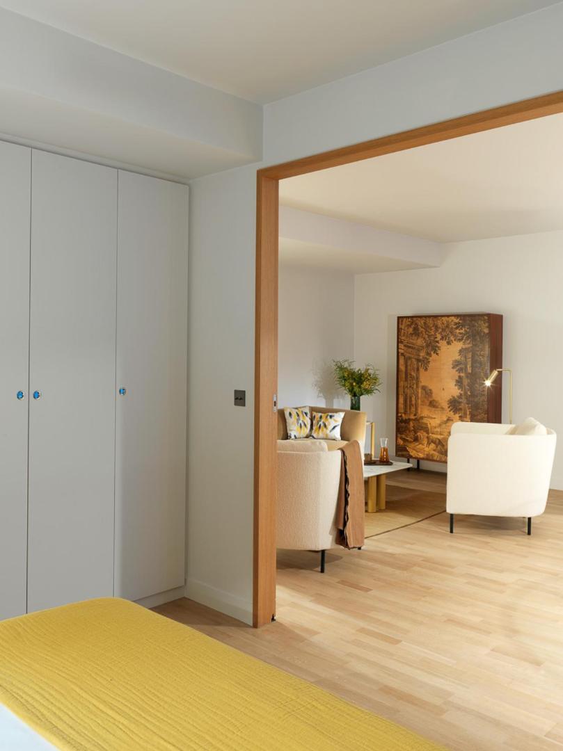 Two-Bedroom Apartment City View