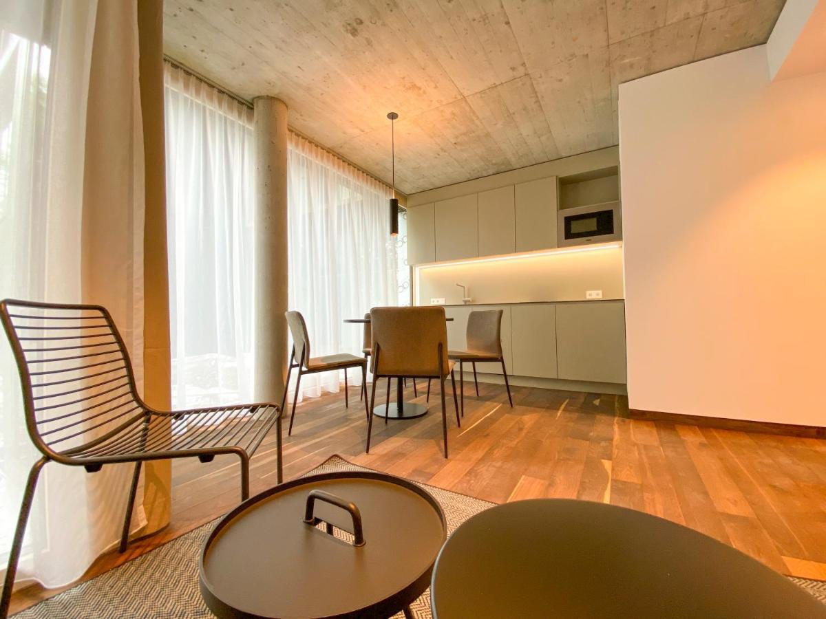 Large Apartment Deluxe