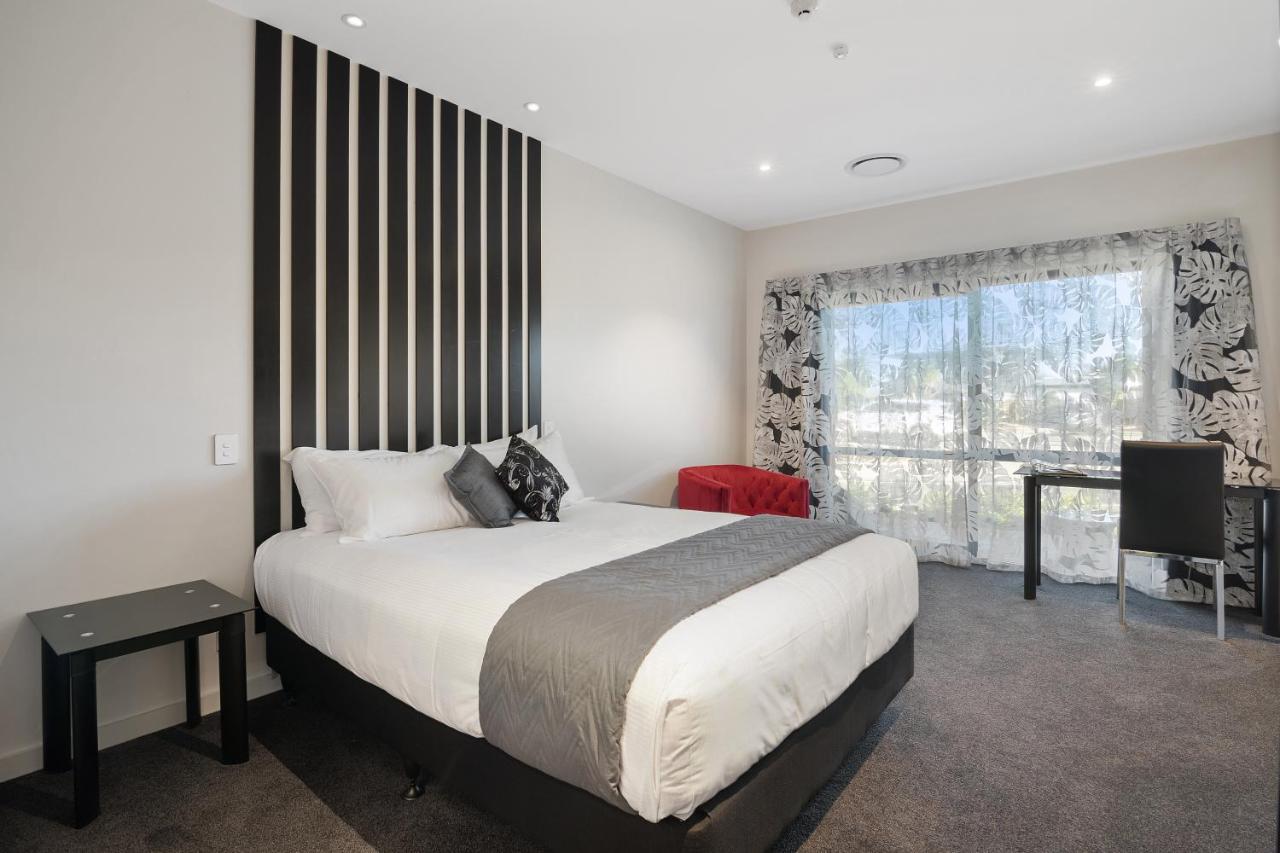 Queen Room with Balcony