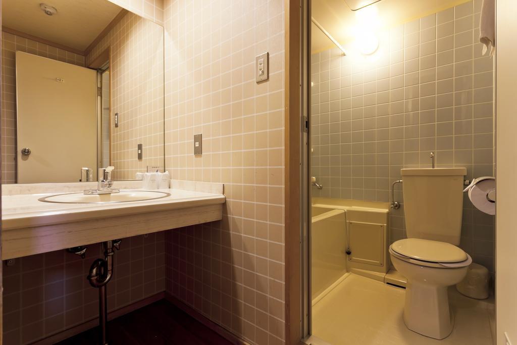 Room Selected at Check-In - Room Only
