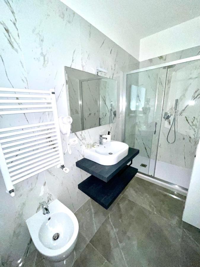 Double or Twin Room,1135979741:JPEG