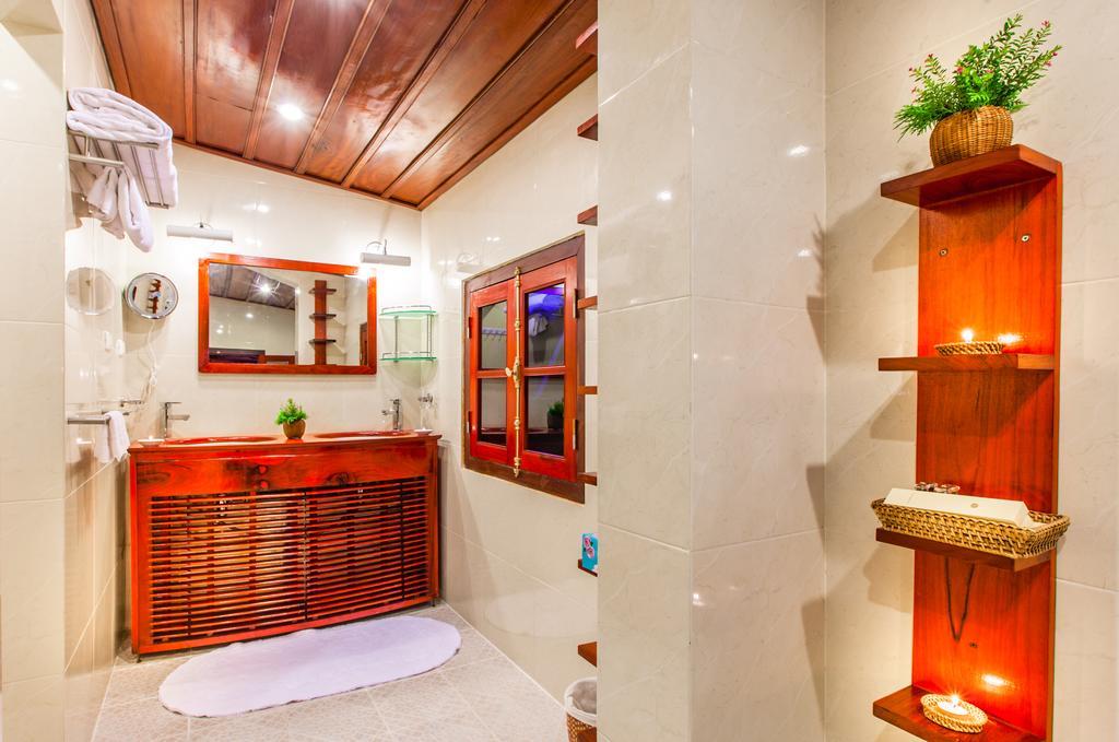 Superior Double Room with Mekong River View